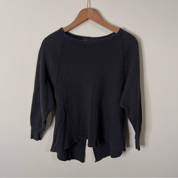 Free People Revolve Slit Back Oversized Amelia Thermal in Black Size XS - Picture 8 of 8